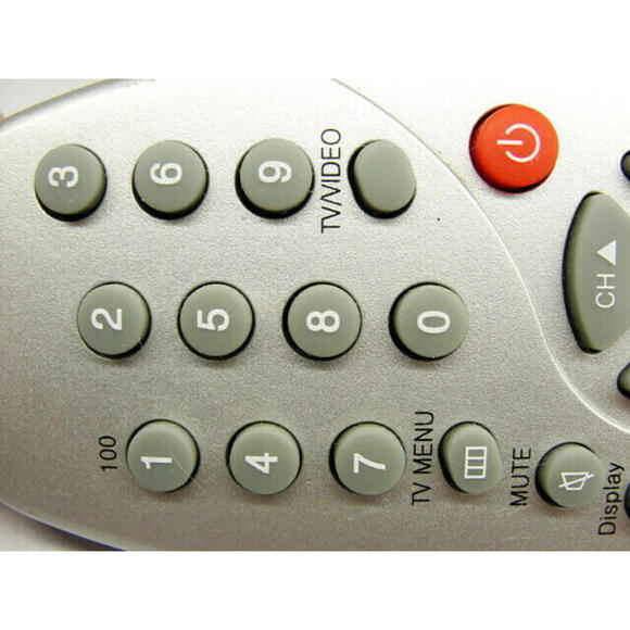 Daewoo RN3051A Remote Control Only Cleaned Tested Working No Battery - Picture 3 of 11